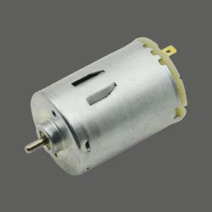 Aspirátor motor